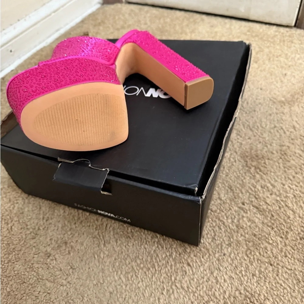 Fashion Nova Fuchsia Rhinestone Heels - Picture 4 of 6